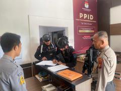 Amankan Tahapan Pemilu 2024, Brimob Polda Riau Gelar Patroli di KPU Pekanbaru